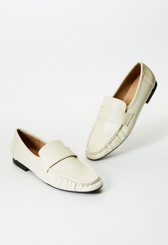 Jade Flat Loafer Birch White