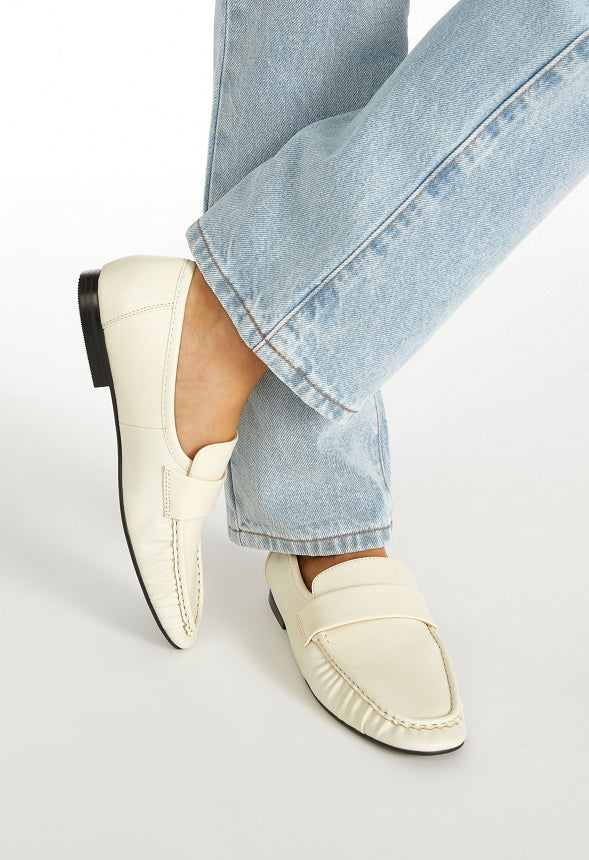 Jade Flat Loafer Birch White