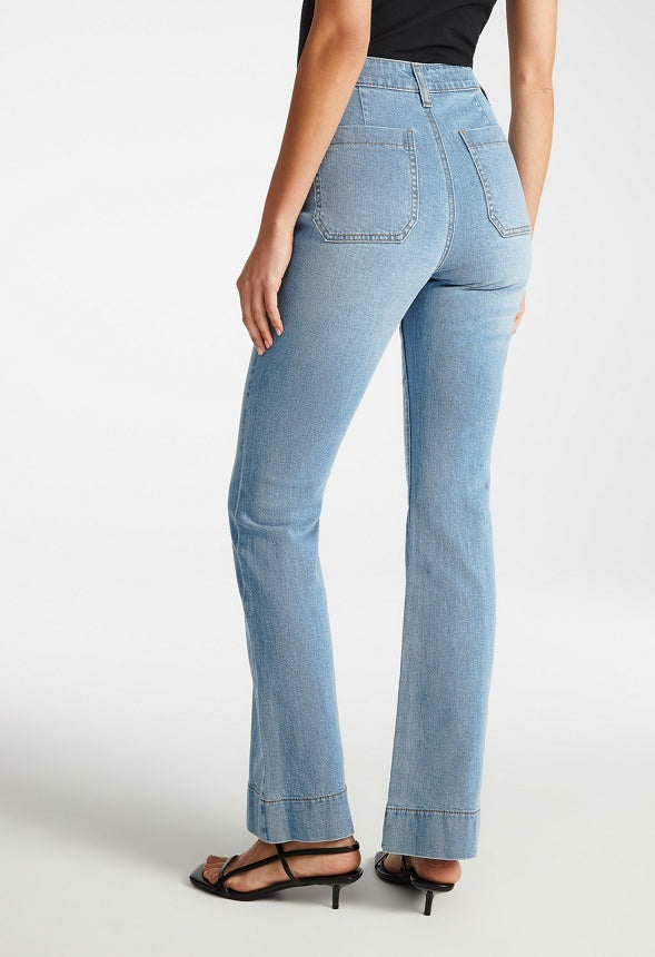 Patch Pocket Flare Leg Jeans Fray