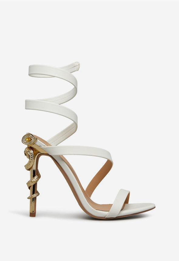 JASONIA STRAPPY SANDAL Bright White