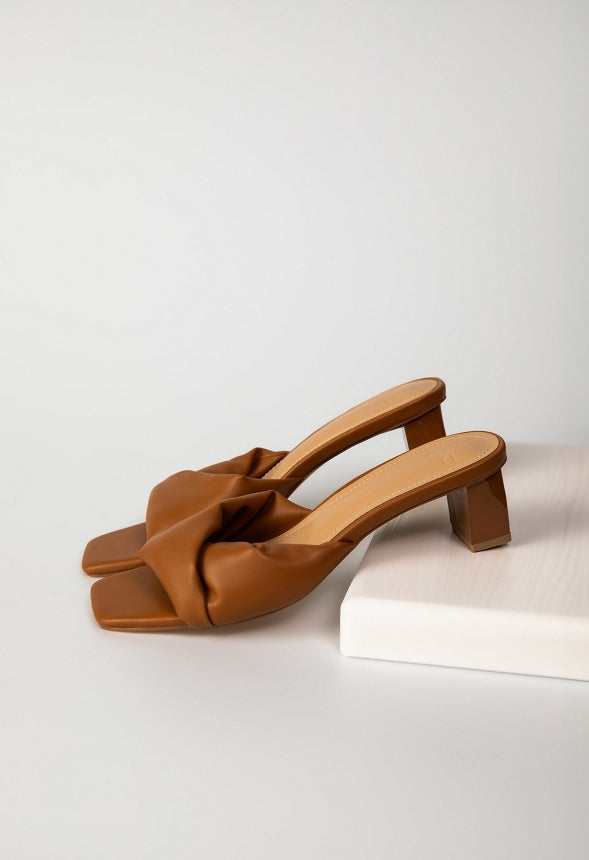 Caroline Mule Heeled Sandal Lt Tan