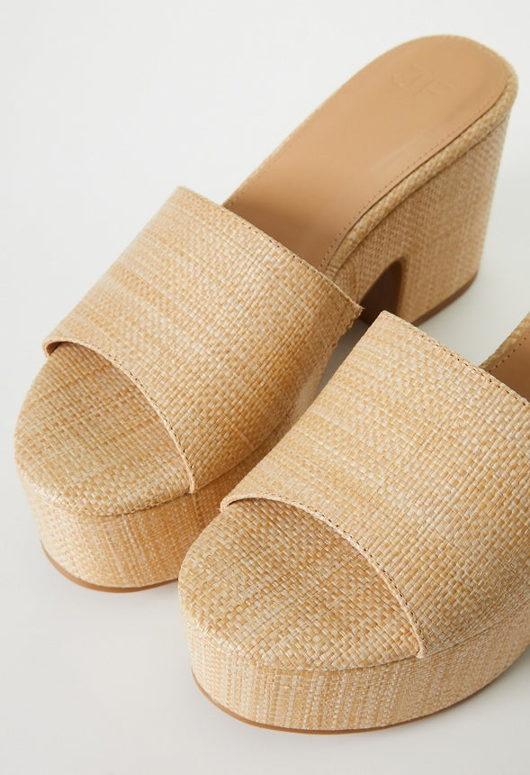 ESMIE BLOCK HEELED PLATFORM SANDAL Natural Raffia