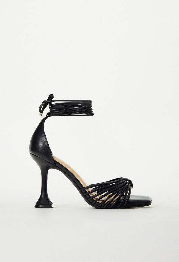 FAY STRAPPY SANDAL Black
