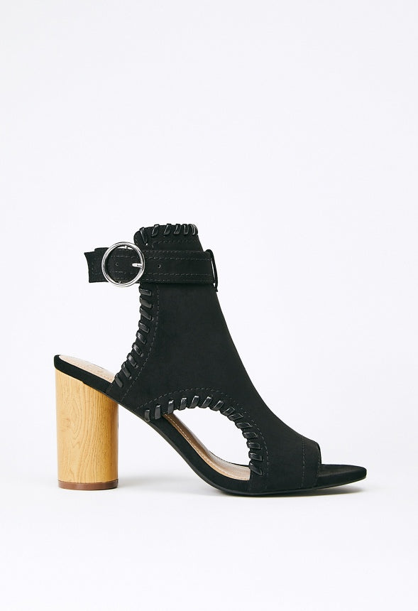 Indie Cut-Out Bootie Black