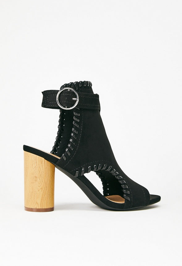 Indie Cut-Out Bootie Black
