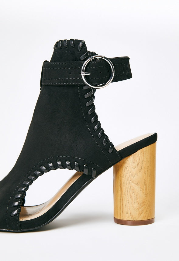 Indie Cut-Out Bootie Black