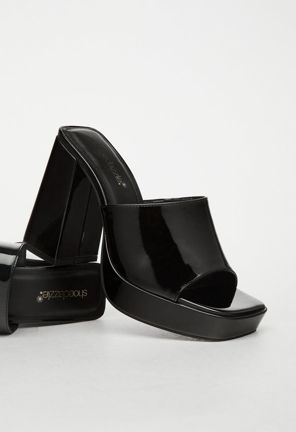 Madelyn Block Heeled Sandal Black Caviar