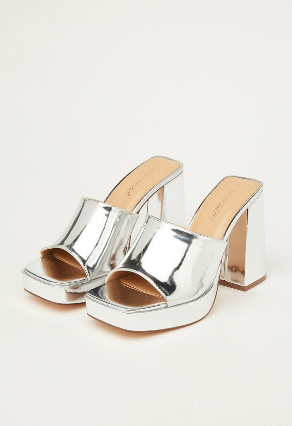 Madelyn Block Heeled Sandal Bright Silver