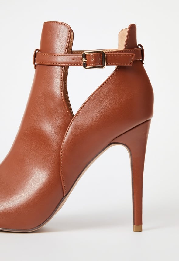 Carlin Cut-Out Bootie Leather Brown