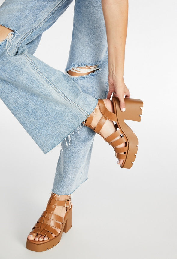 Sonnie Lug Sole Sandal Camel