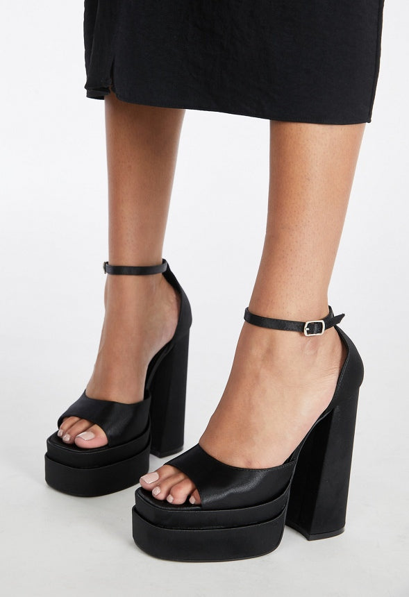 Aimee Platform Sandal Black Caviar