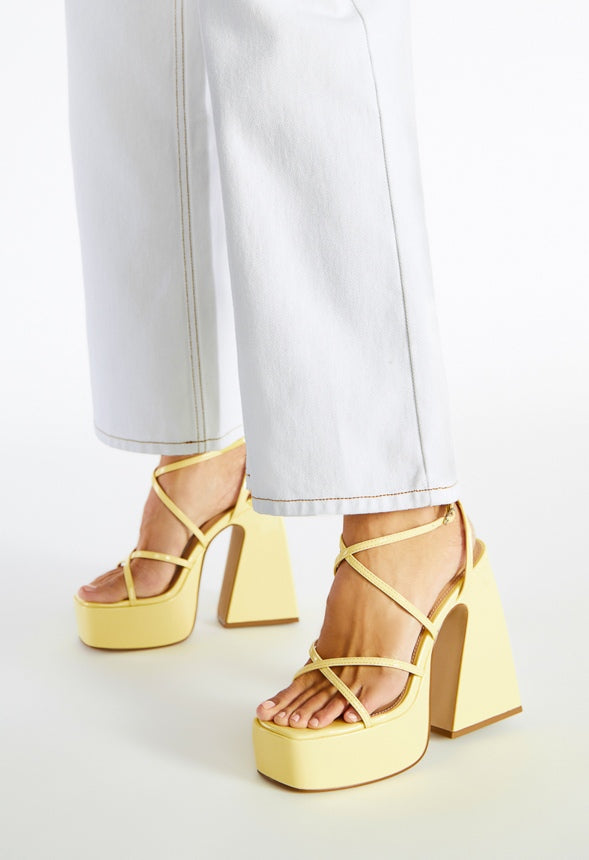 Haisley Platform Heeled Sandal Pale Banana