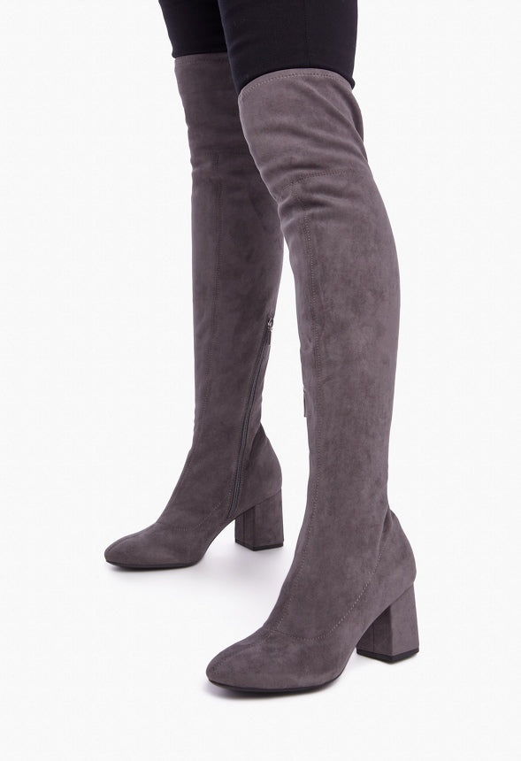 DAUPHINE OVER-THE-KNEE BOOT Magnet