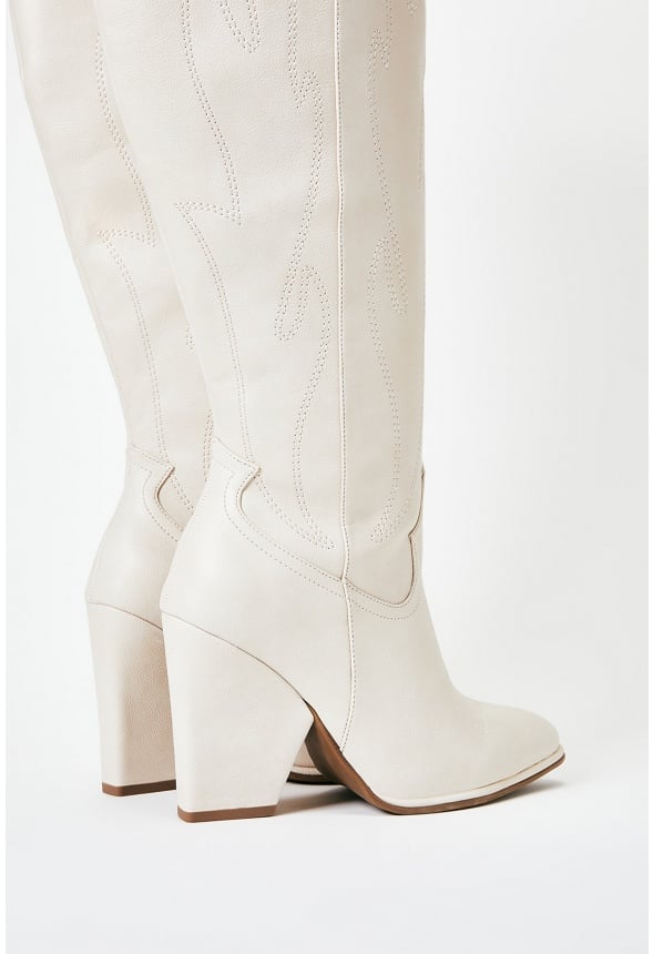 Phoenix Heeled Boot Bone