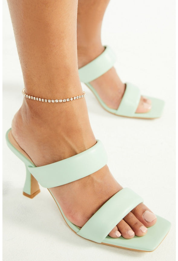 Emmy Rhinestone Anklet Set  Clear/Gold