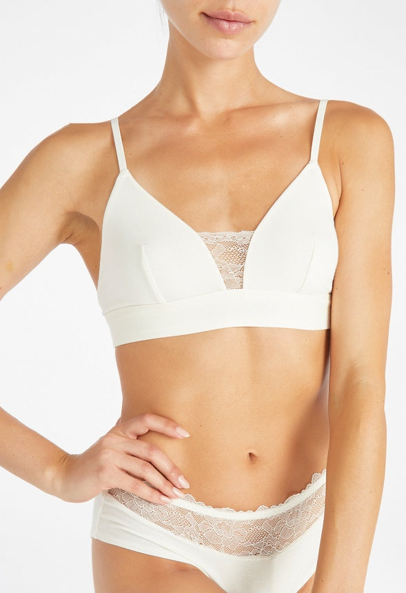 Hoya Bralette Ivory