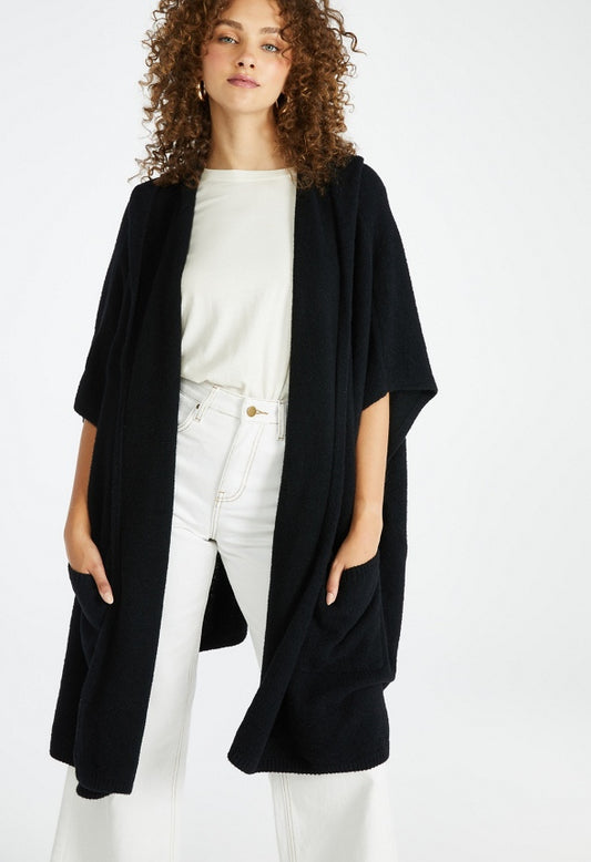 Hooded Ruana Black