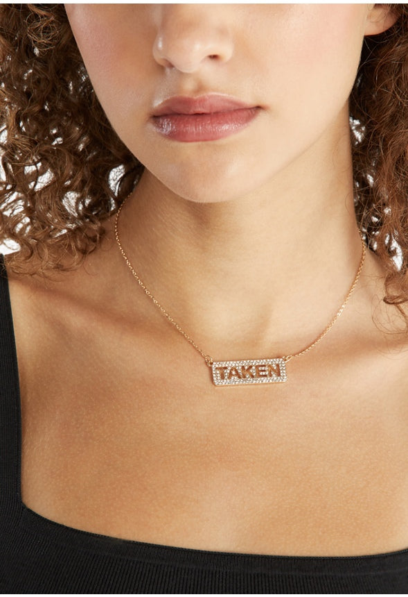 Abby Taken Necklace Gold