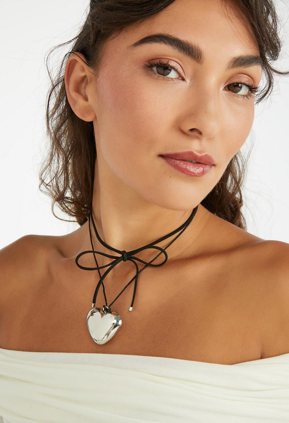 Billie Puff Heart Wrap Around Choker Silver/ Black
