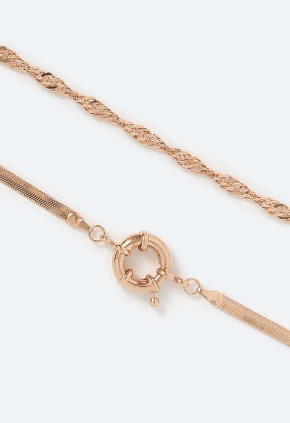 Raya Sleek Layered Chain Necklace with Feature Clasp Gold