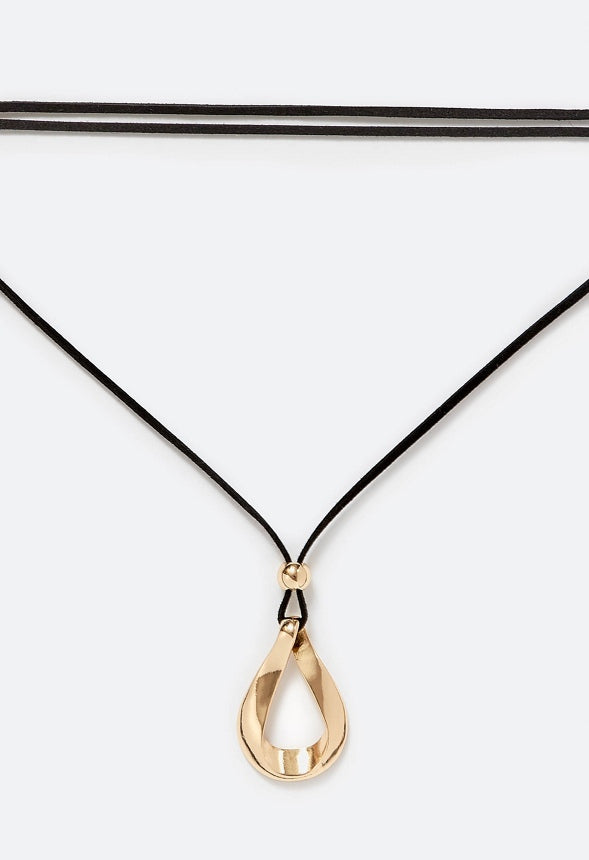 Ora Fixed Suede Lariat With Organic Ring Pendant Necklace Black/ Gold