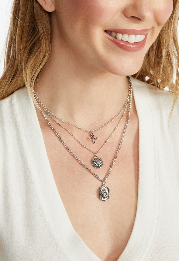 Raye 3 Rows Mix Chains Necklace With Rodeo And Semi Precious Motifs Drops Red/ Silver