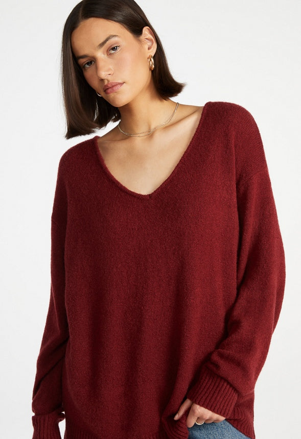 Oversized V-Neck Sweater Cabarnet Red