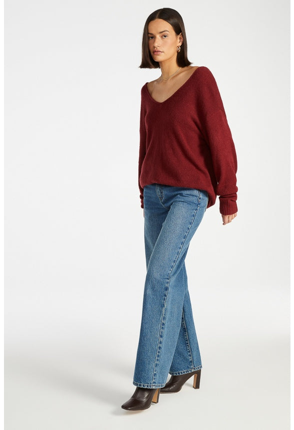 Oversized V-Neck Sweater Cabarnet Red