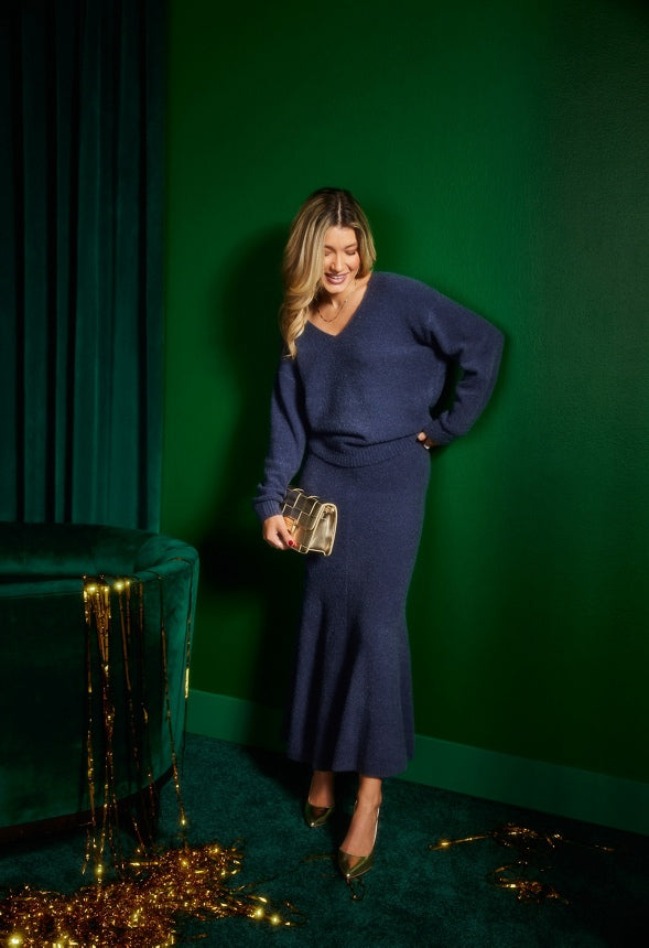 Oversized V-Neck Sweater Ombre Blue