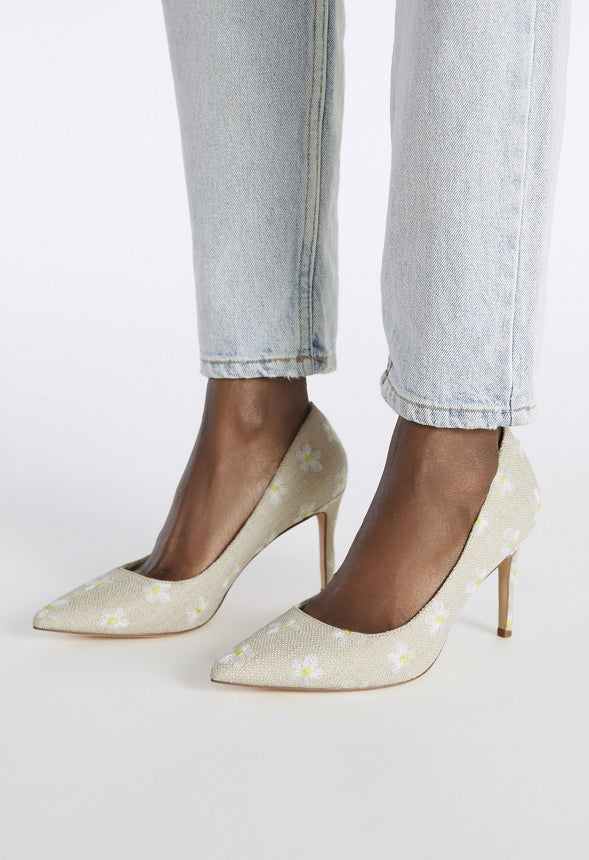 Khloy Classic Pump Natural Ditsy Floral