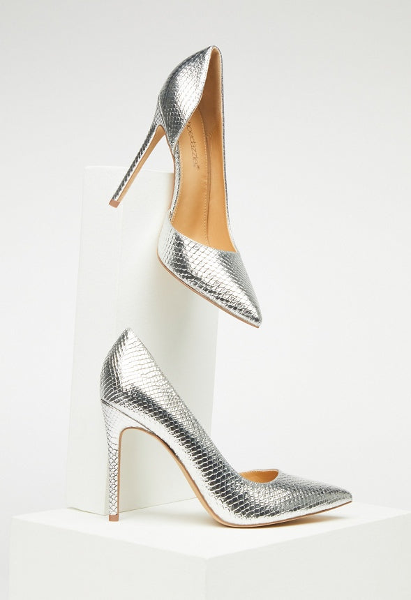 Annakay Pointed-Toe Pump Silver