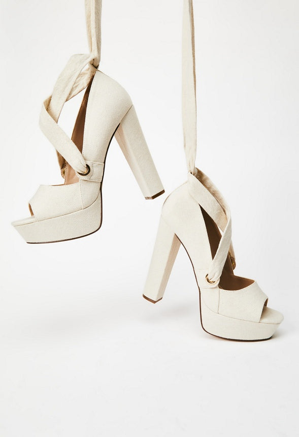 TAKKARA BLOCK HEEL PEEP TOE PUMP Natural