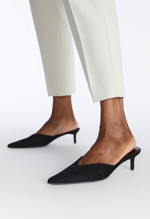 Iva Pointed Toe Mule Black