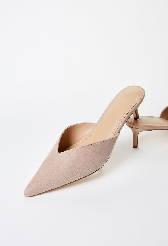 Iva Pointed Toe Mule Warm Taupe