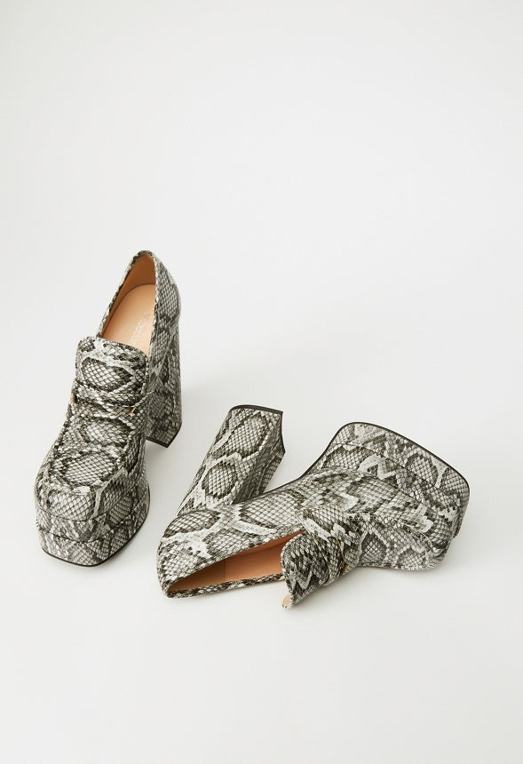 Margaux Platform Loafer Pump Black/White