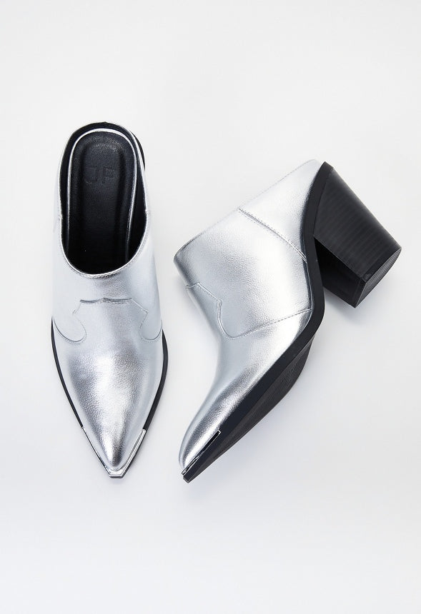 Cleo Western Mule Silver