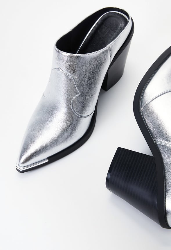 Cleo Western Mule Silver