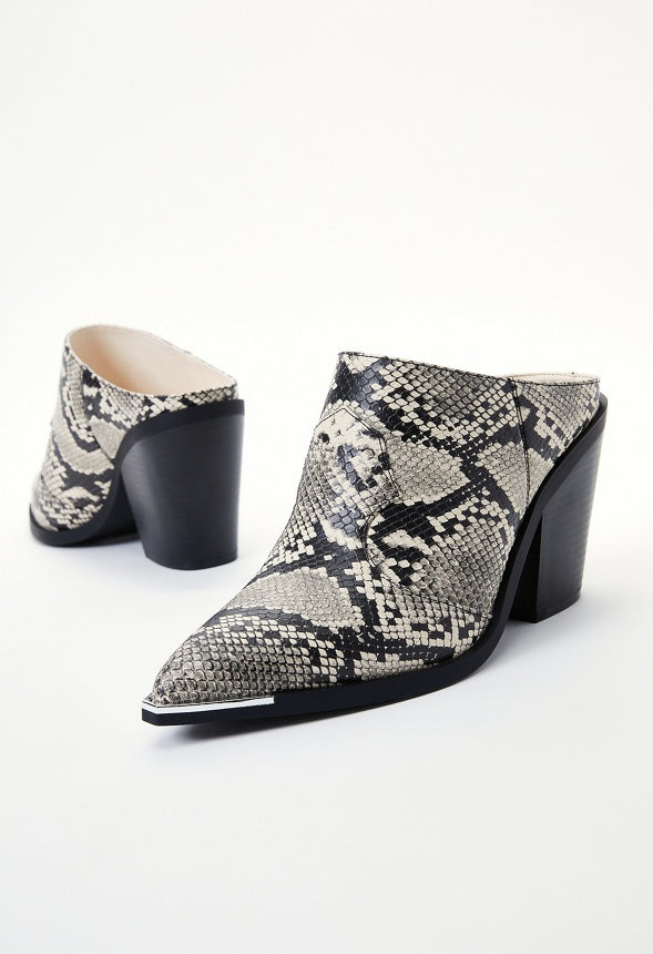 Cleo Western Mule Snake