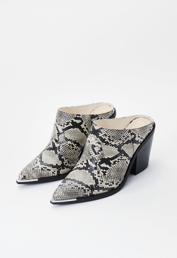 Cleo Western Mule Snake