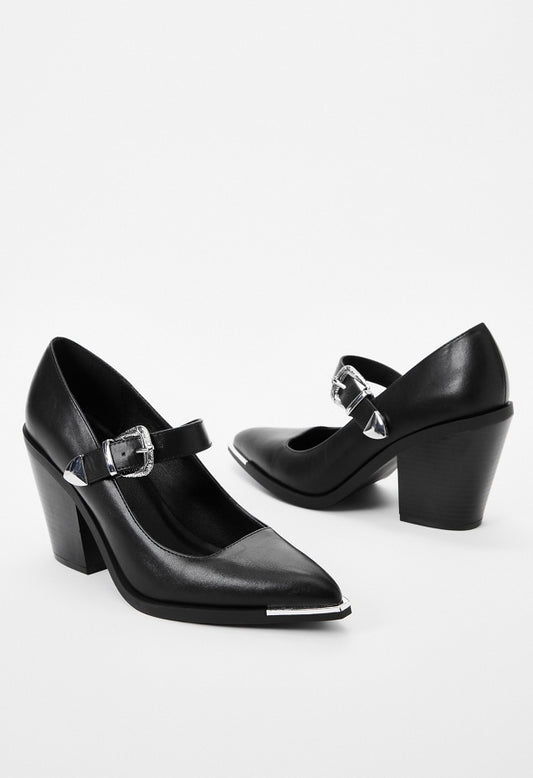 Abigaille Mary Jane Pump Black