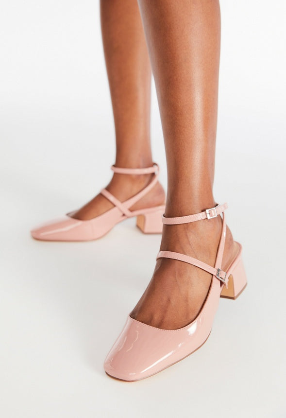 Quinnie Block Heeled Pump Cafe Creme