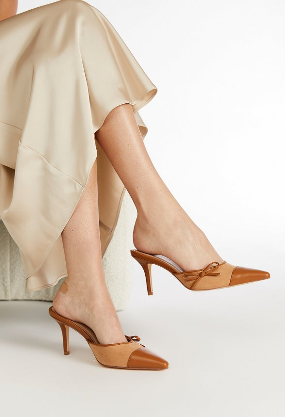 Violetta Mule Pump Camel/ Light Camel