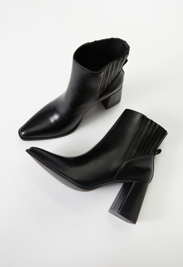 Joni Chelsea Bootie Black