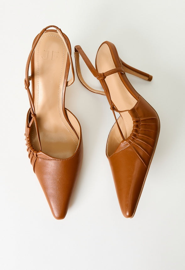 Lorena Slingback Pump Camel