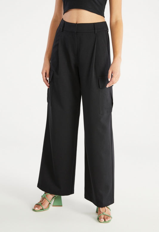 Pocket Wide Leg Trouser Caviar