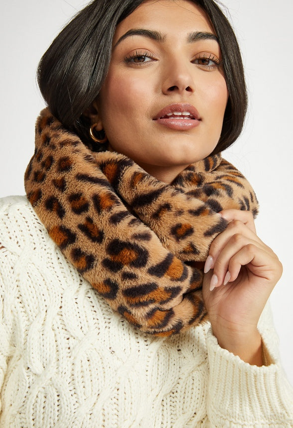 Faux Fur Infinity Scarf Leopard