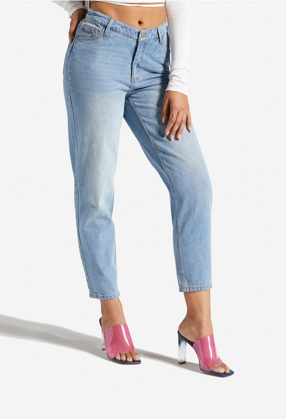 STRAIGHT LEG JEAN Demi Wash
