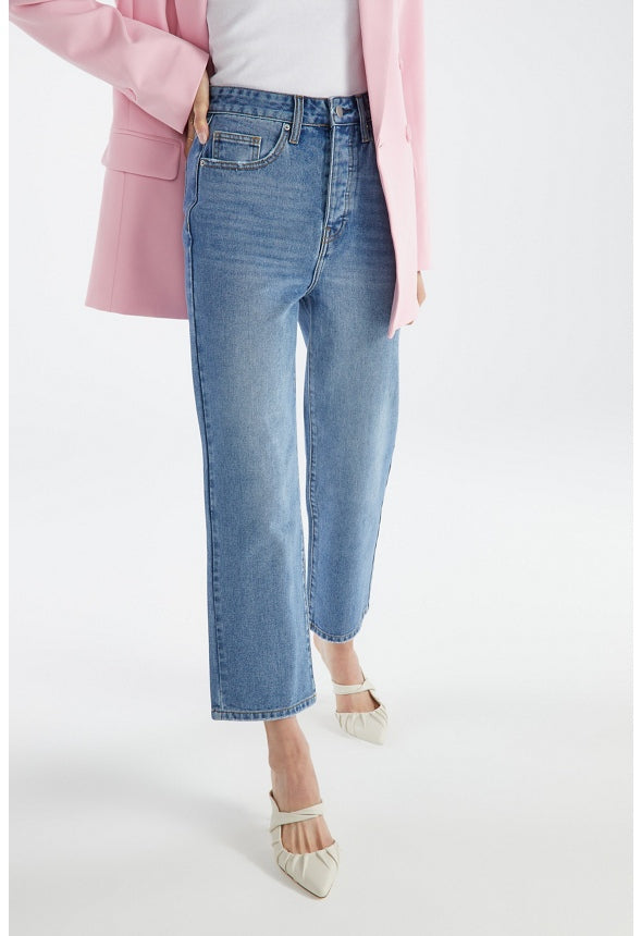 James Ultra High Rise Ankle Crop Straight Jeans Divided