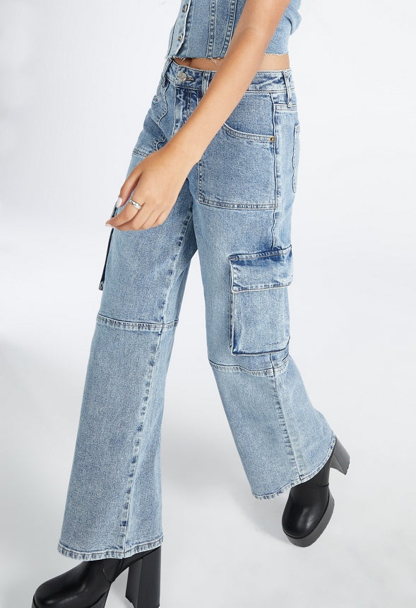 Nicky Mid Rise Straight Cargo Jean Haven