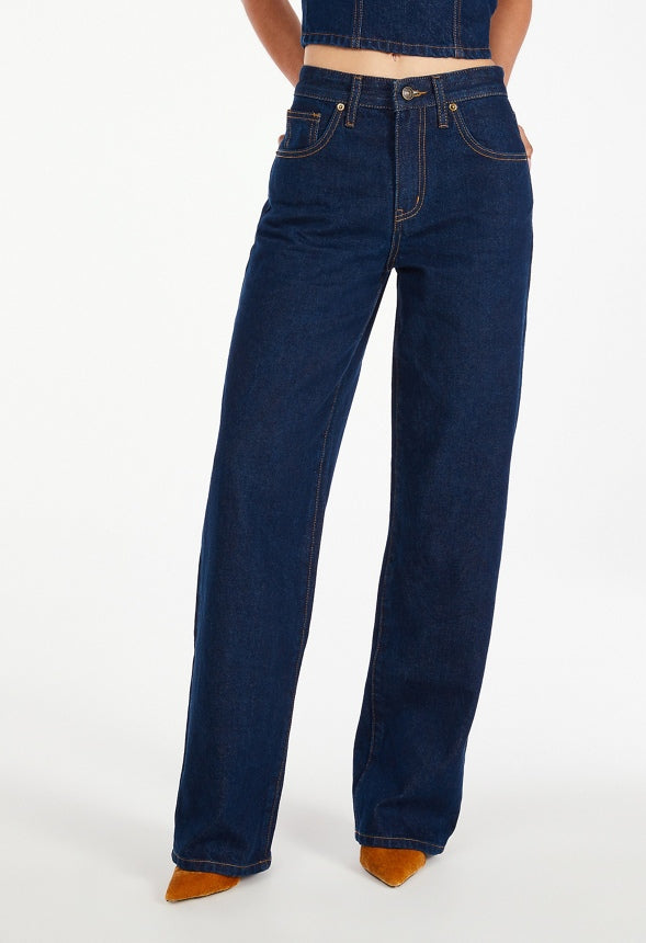 Billie Mid Rise Straight Leg Jeans Imagine